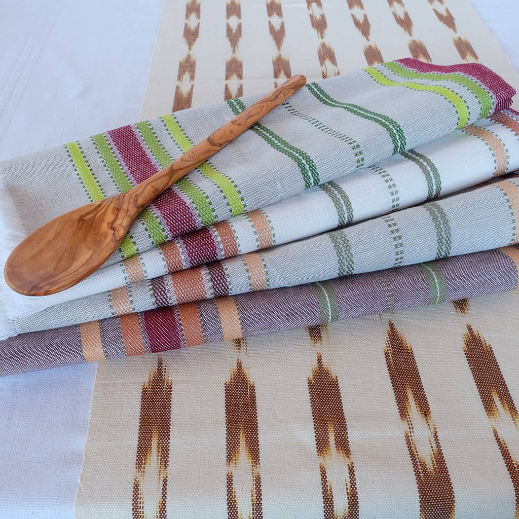 Serpentina White and Nutmeg Brown Table Runner, Home Decor