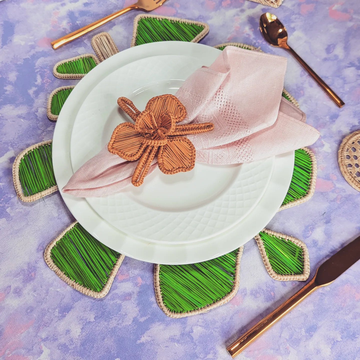 Monstera Leaf Handwoven Iraca Placemat