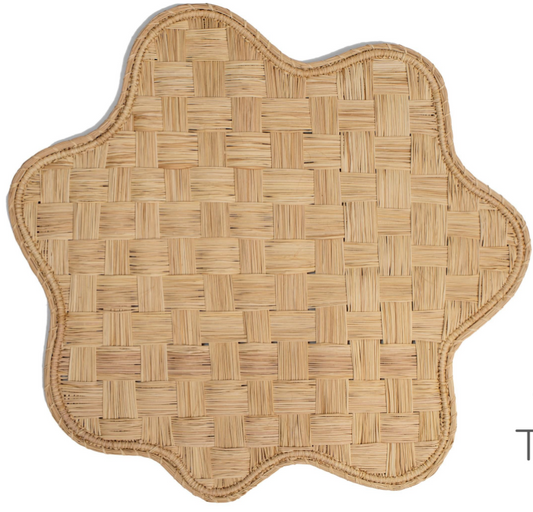 Scallop Weave Handwoven Iraca Placemat
