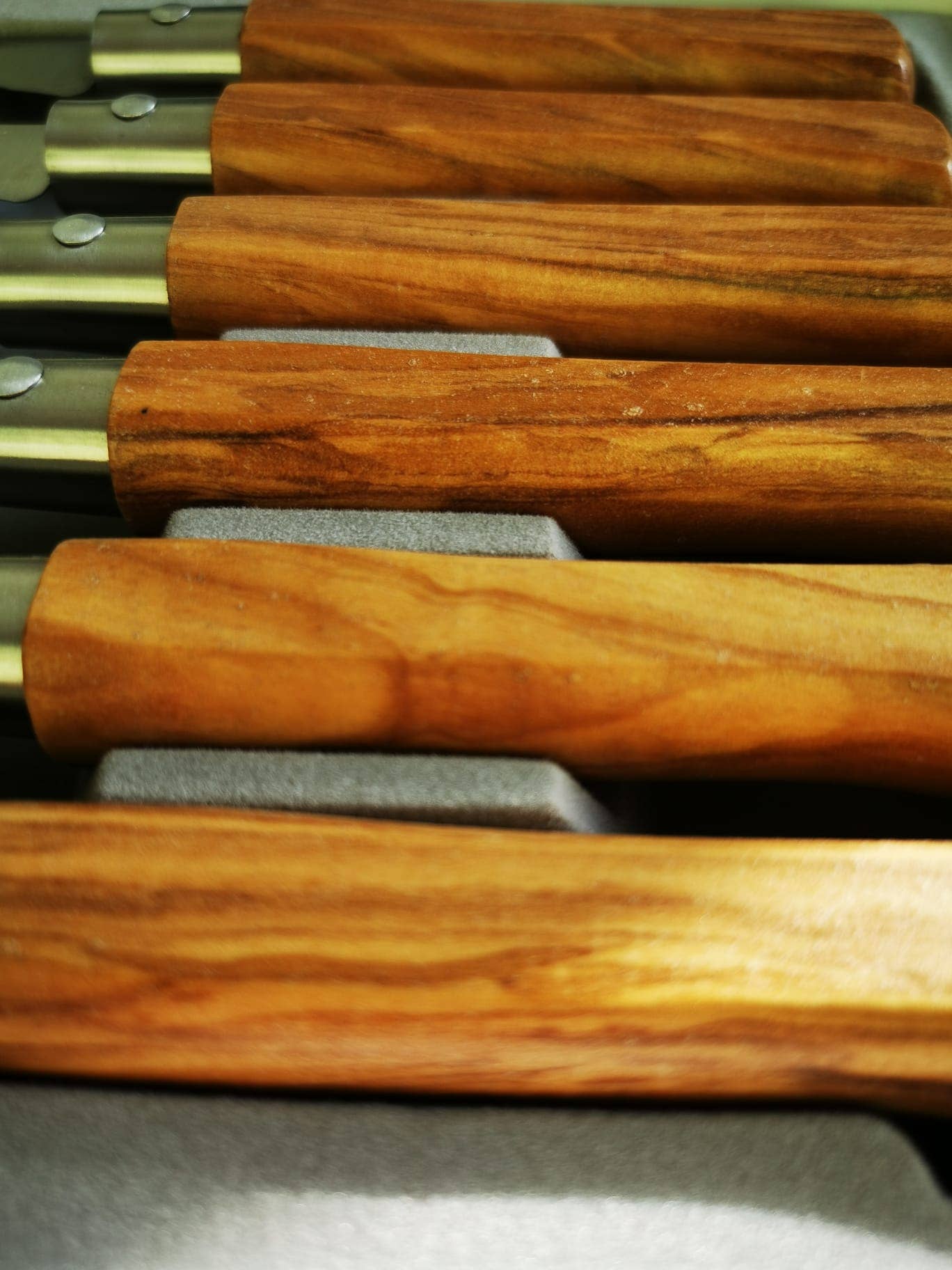 Set of 6 steak knives from the brand LA FOURMI